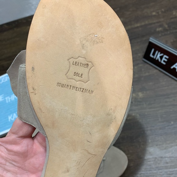 Stuart Weitzman Suede Flower Sandals Size 7 - Picture 4 of 8